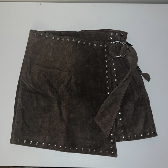 Forever 21 olive green suede leather studded mini wrap skirt | Medium | NWT - Picture 1 of 7